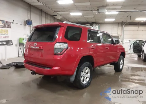 2016 Toyota 4Runner Sr5 Premium z USA, uszkodzony, nr VIN JTEBU5JR7G5313403